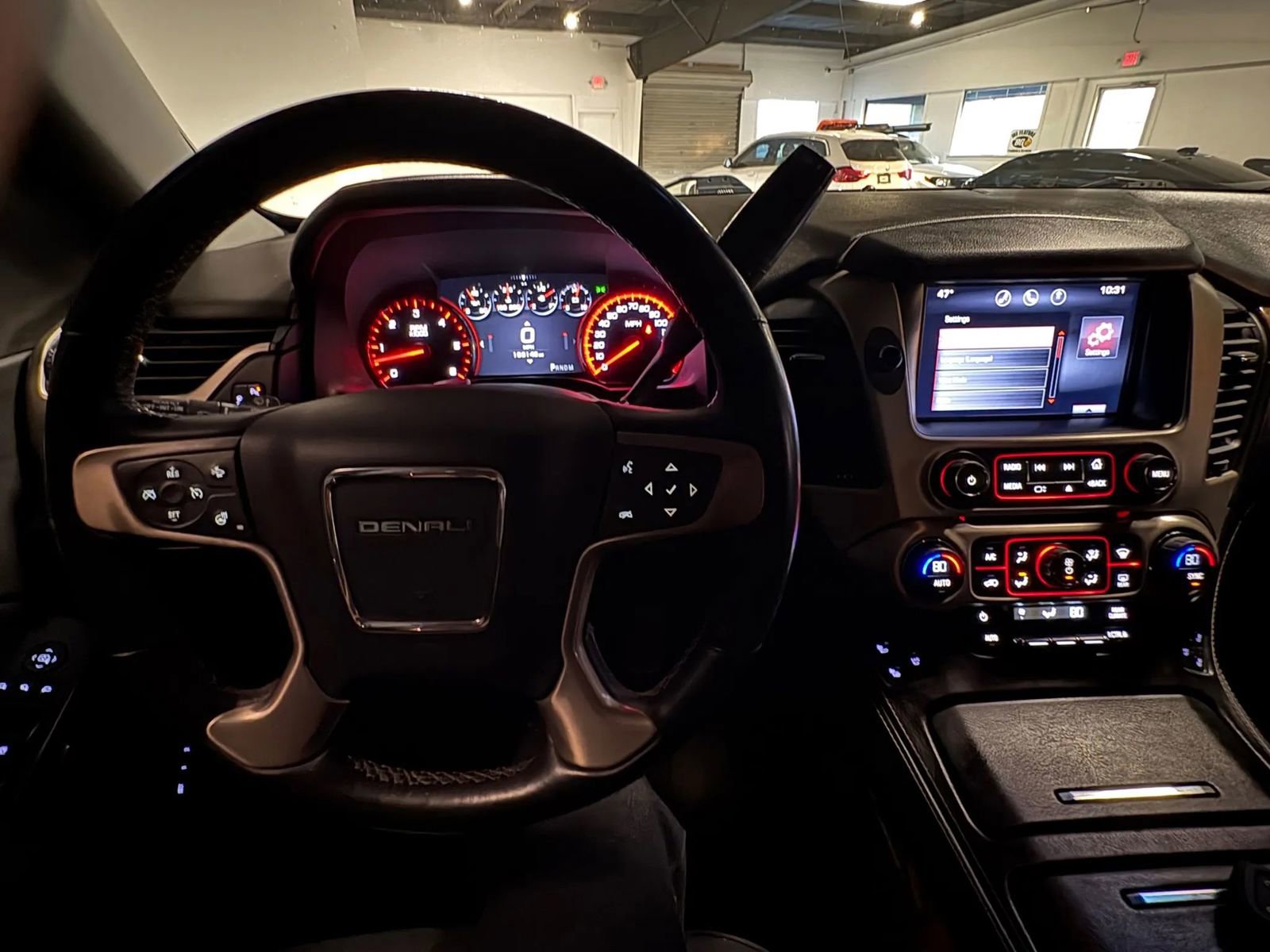 Used 2015 GMC Yukon Denali w/ Touring Package image 13