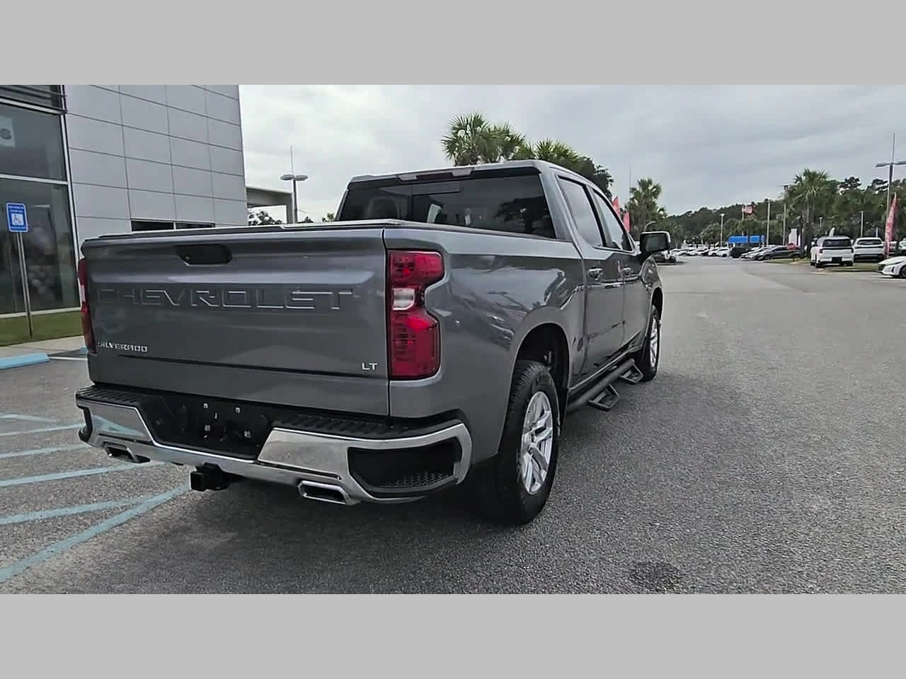 Used 2019 Chevrolet Silverado 1500 LT w/ All-Star Edition AWD/4WD image 35
