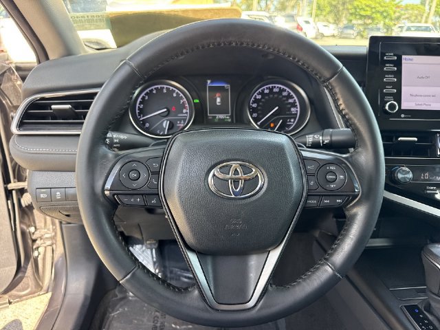 Used 2023 Toyota Camry SE w/ Convenience Package FWD image 14
