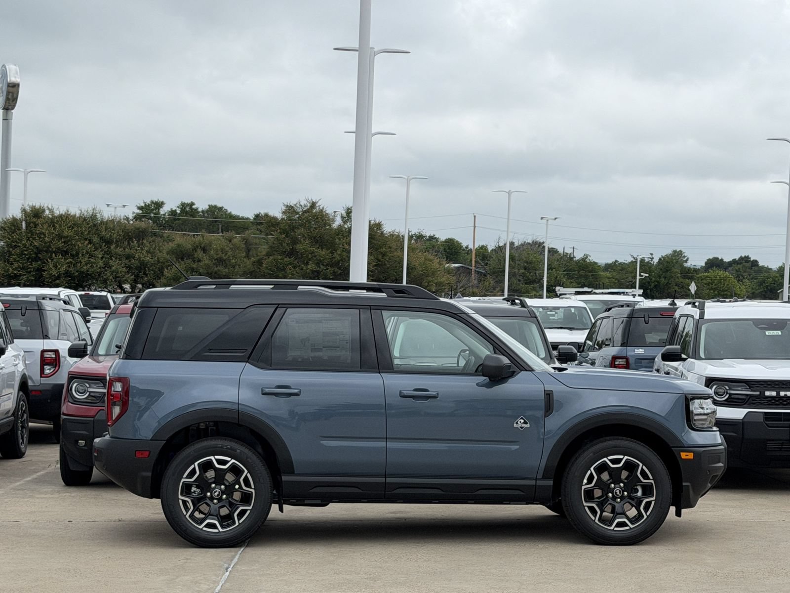 New 2026 Ford Bronco Sport Outer Banks w/ Outer Banks Tech Package+ AWD/4WD video 3