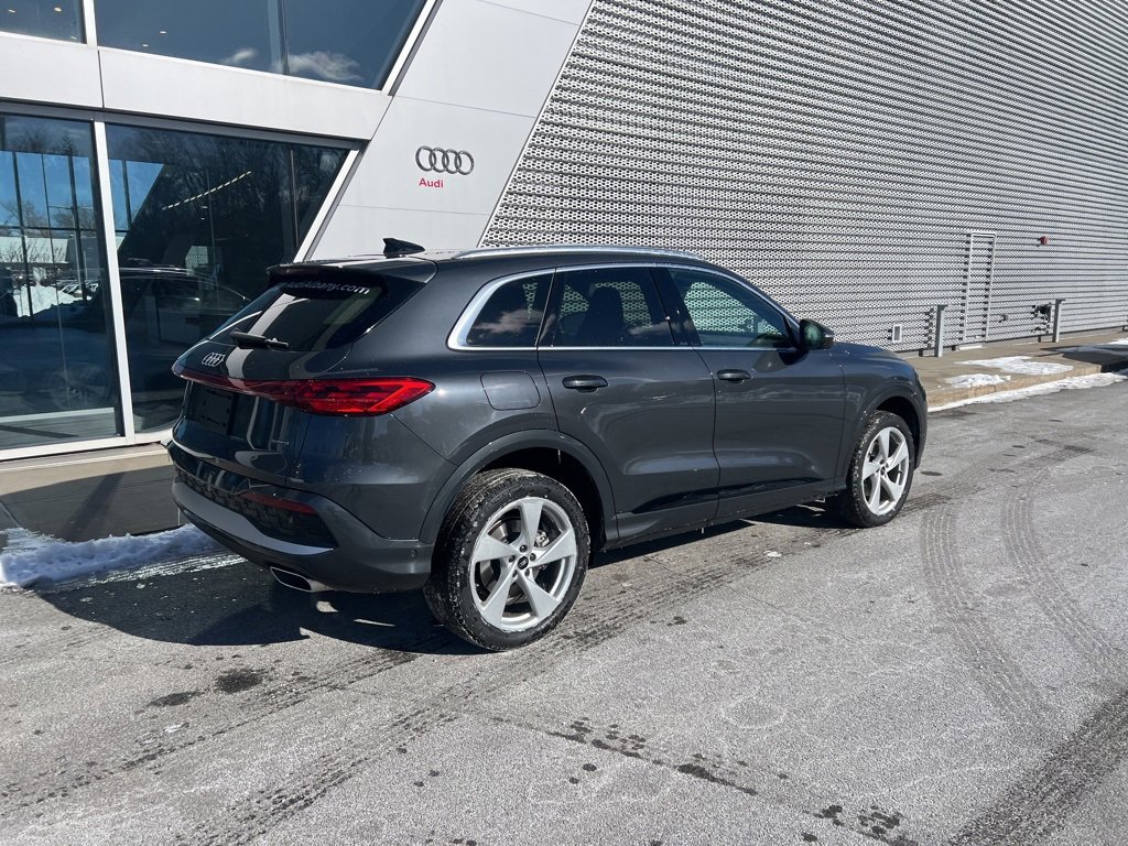 Used 2025 Audi Q5 Premium Plus w/ Premium Plus image 24