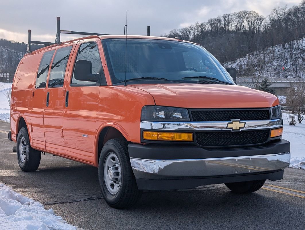 Used 2020 Chevrolet Express 2500 w/ Driver Convenience Package image 3