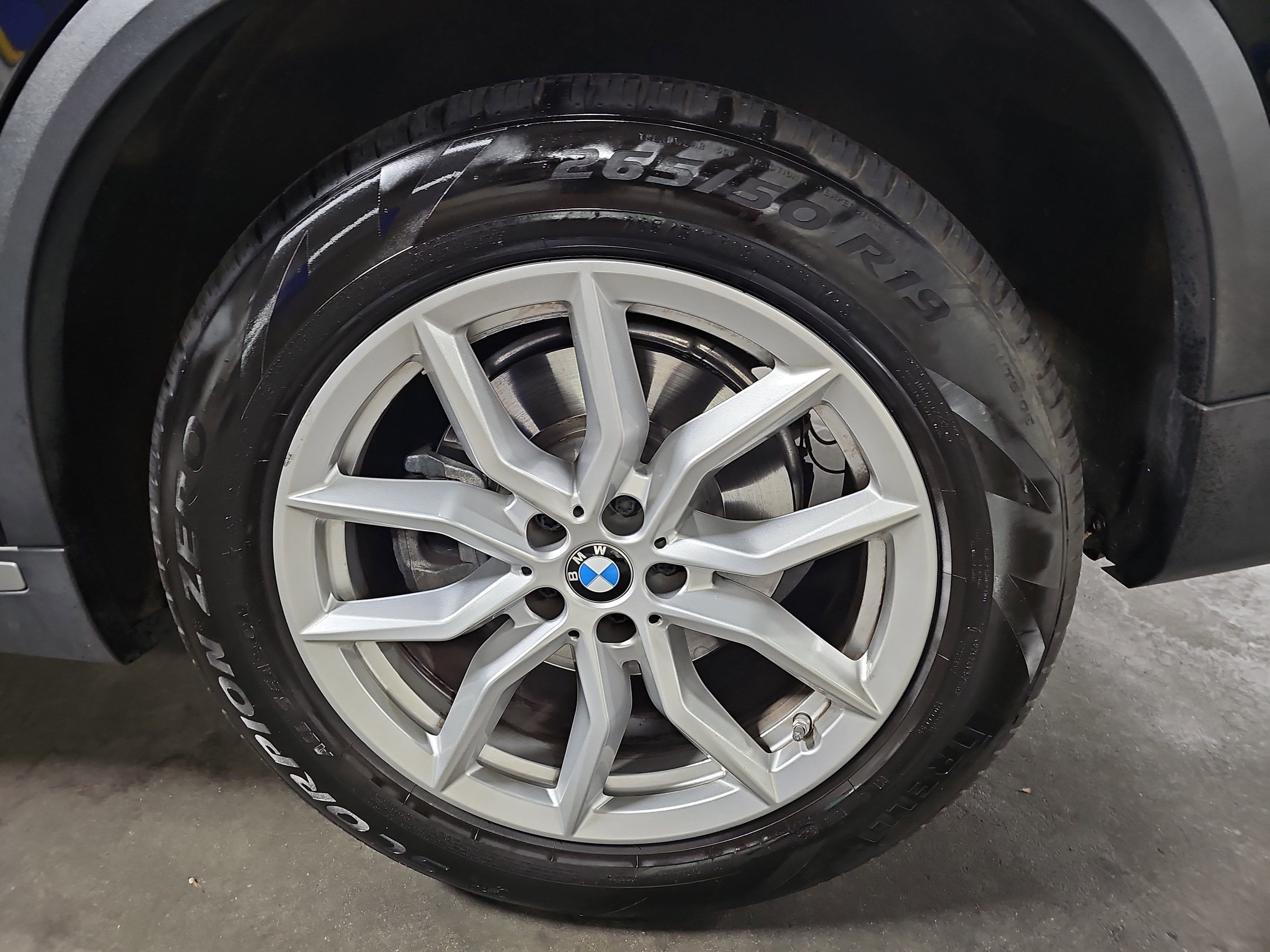 Used 2021 BMW X5 sDrive40i w/ Parking Assistance Package RWD image 34