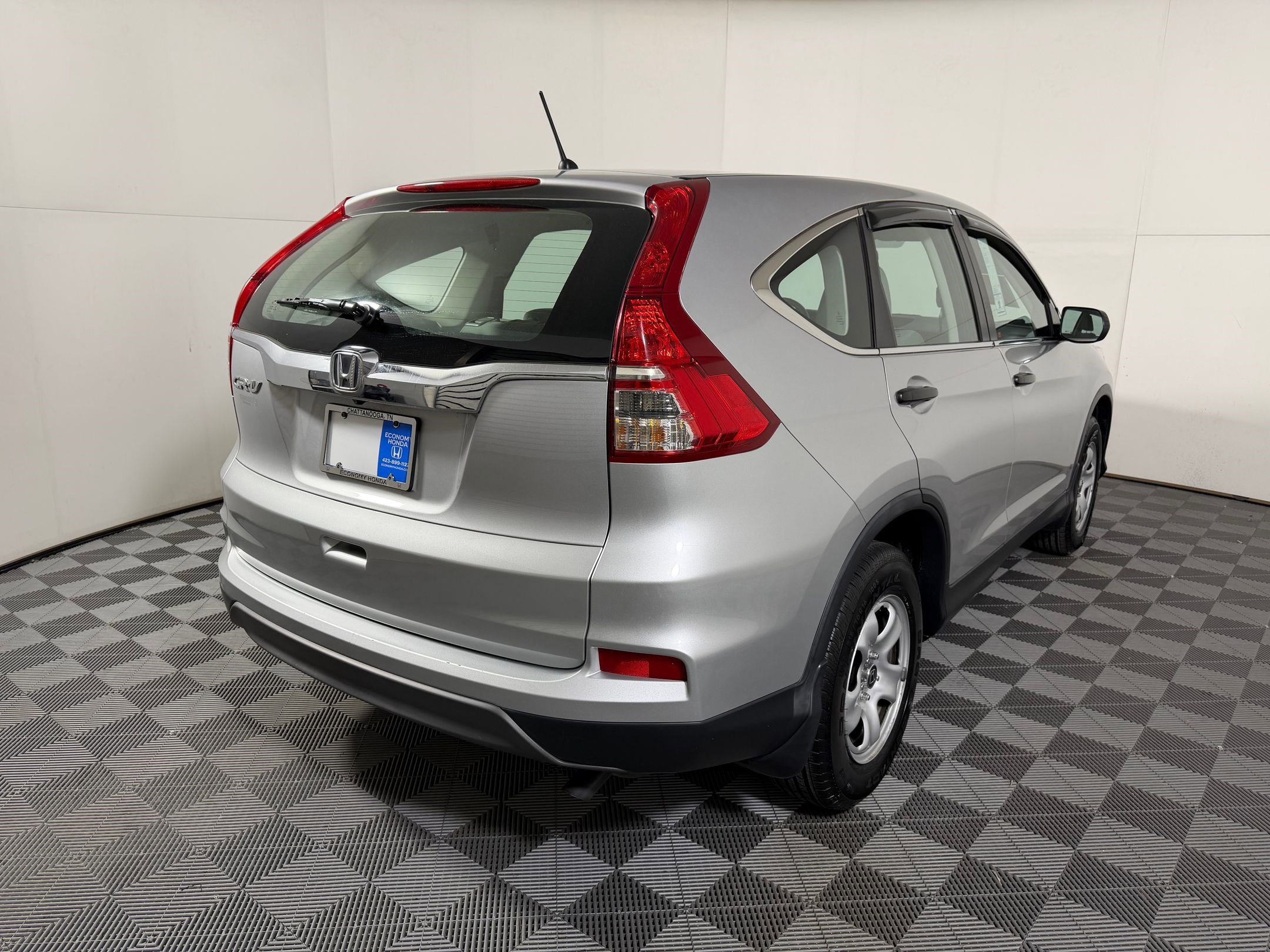 Used 2016 Honda CR-V LX image 19