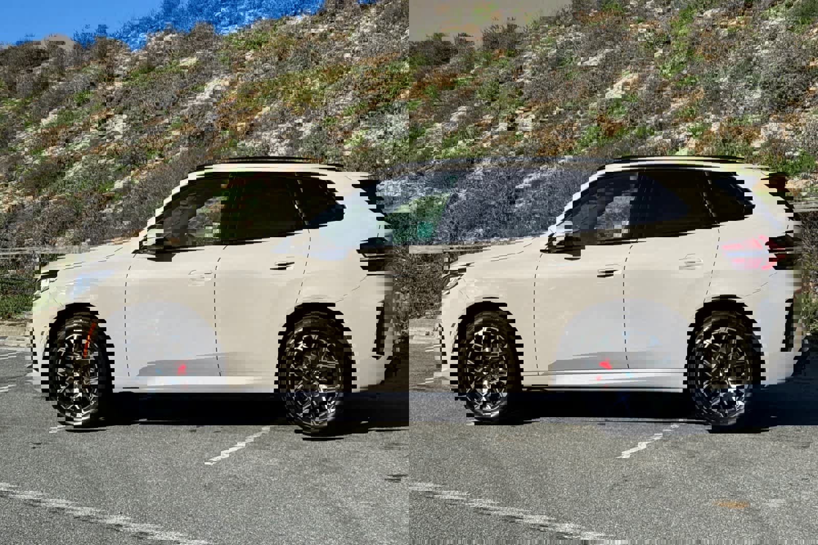 Used 2025 BMW X3 xDrive30i w/ Premium Package image 9