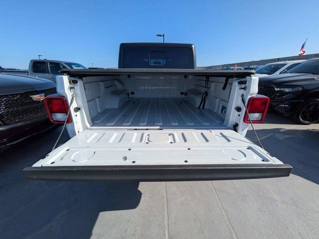 Used 2021 Jeep Gladiator Sport AWD/4WD image 11
