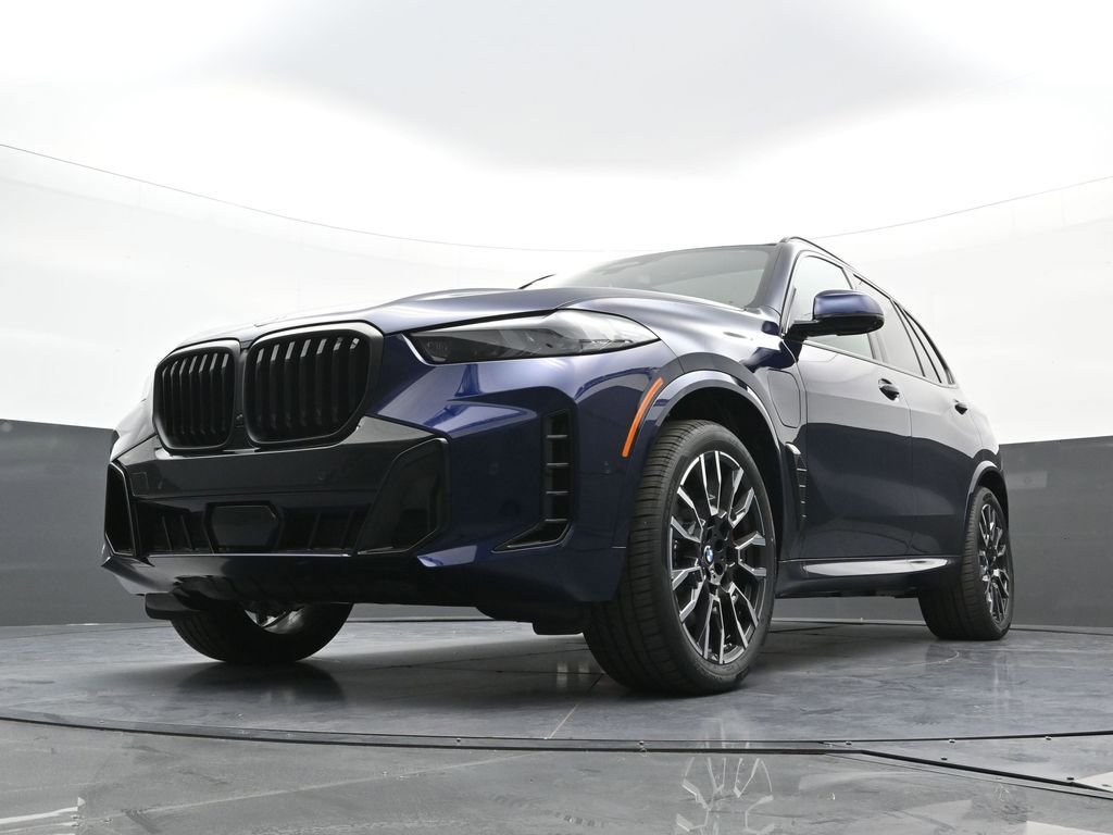 New 2026 BMW X5 xDrive50e w/ M Sport Package image 23