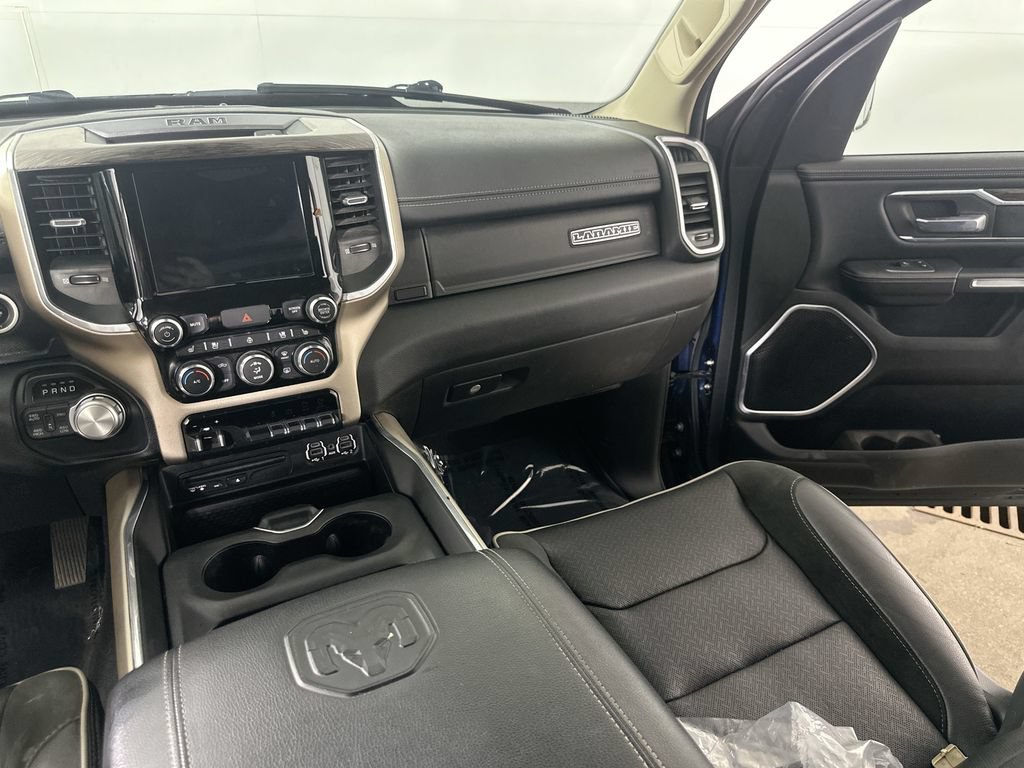 Used 2019 RAM 1500 Laramie AWD/4WD image 21