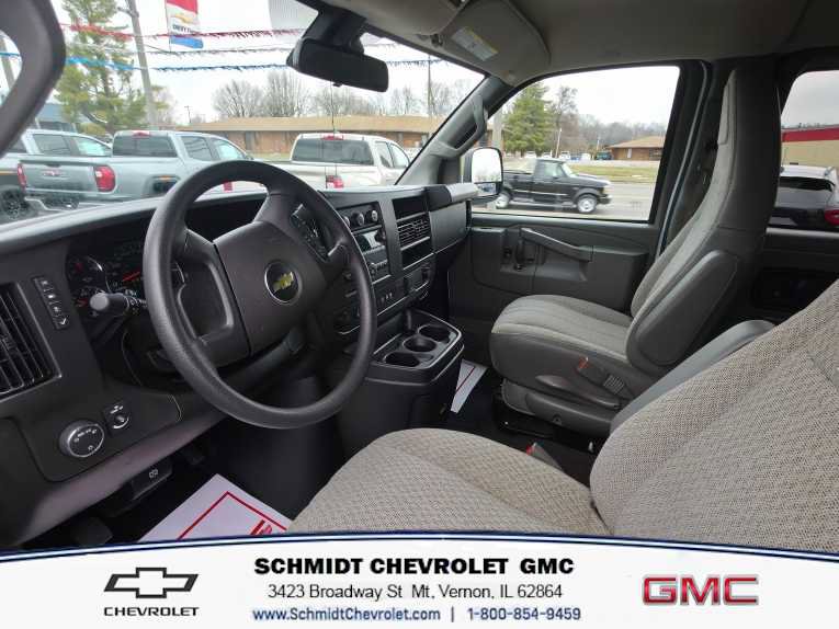 Used 2025 Chevrolet Express 3500 LT w/ LT Preferred Equipment Group image 13