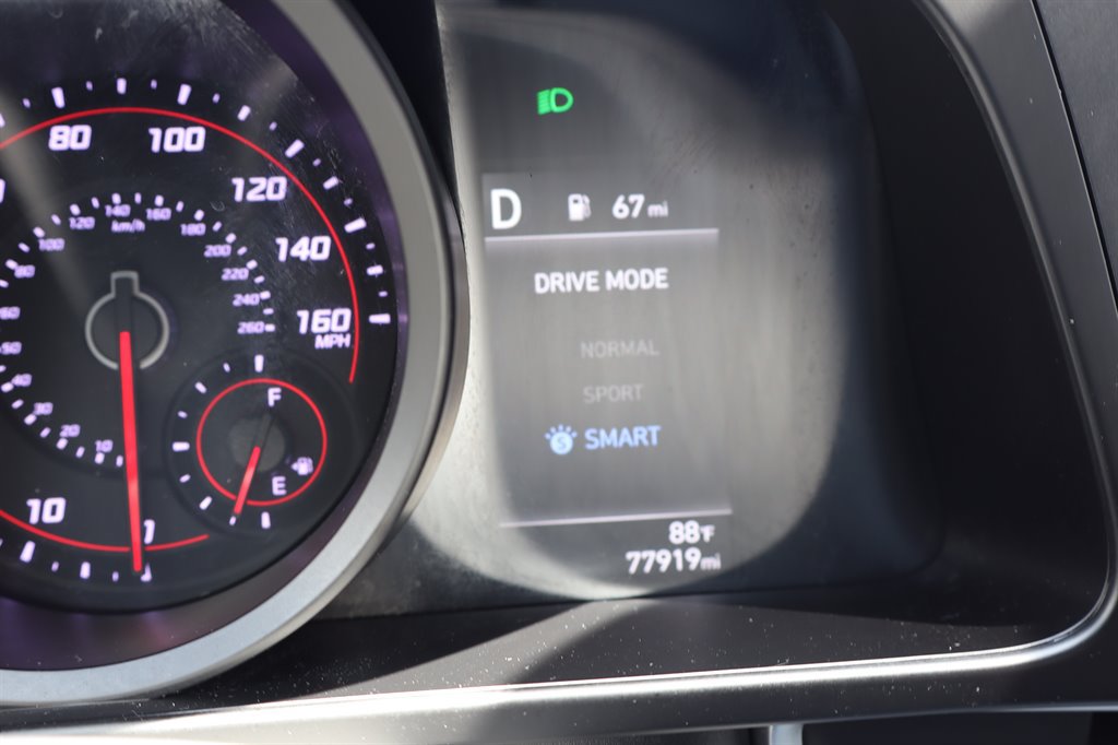 Used 2023 Hyundai Elantra SEL FWD image 33