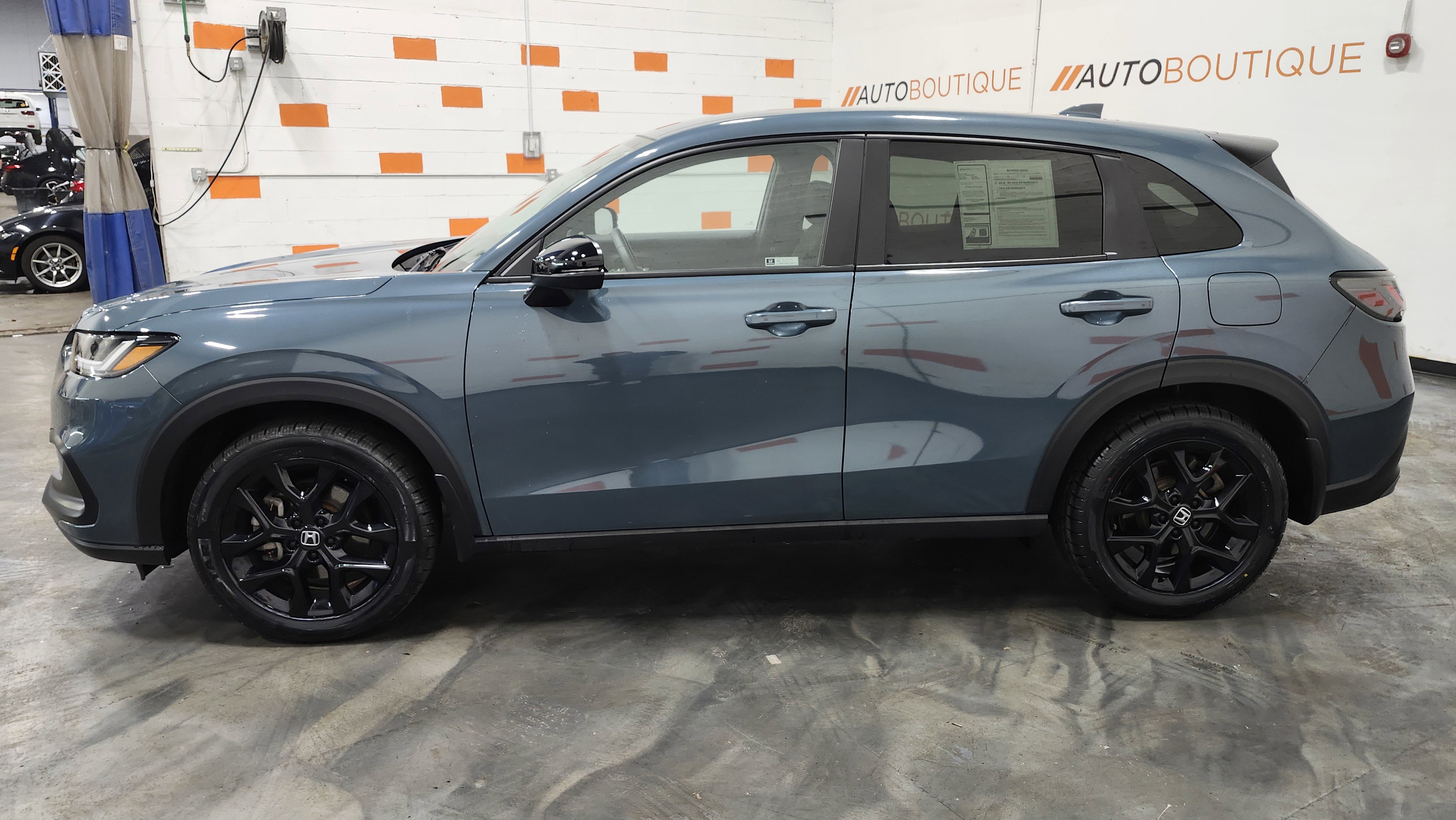 Used 2024 Honda HR-V Sport image 13