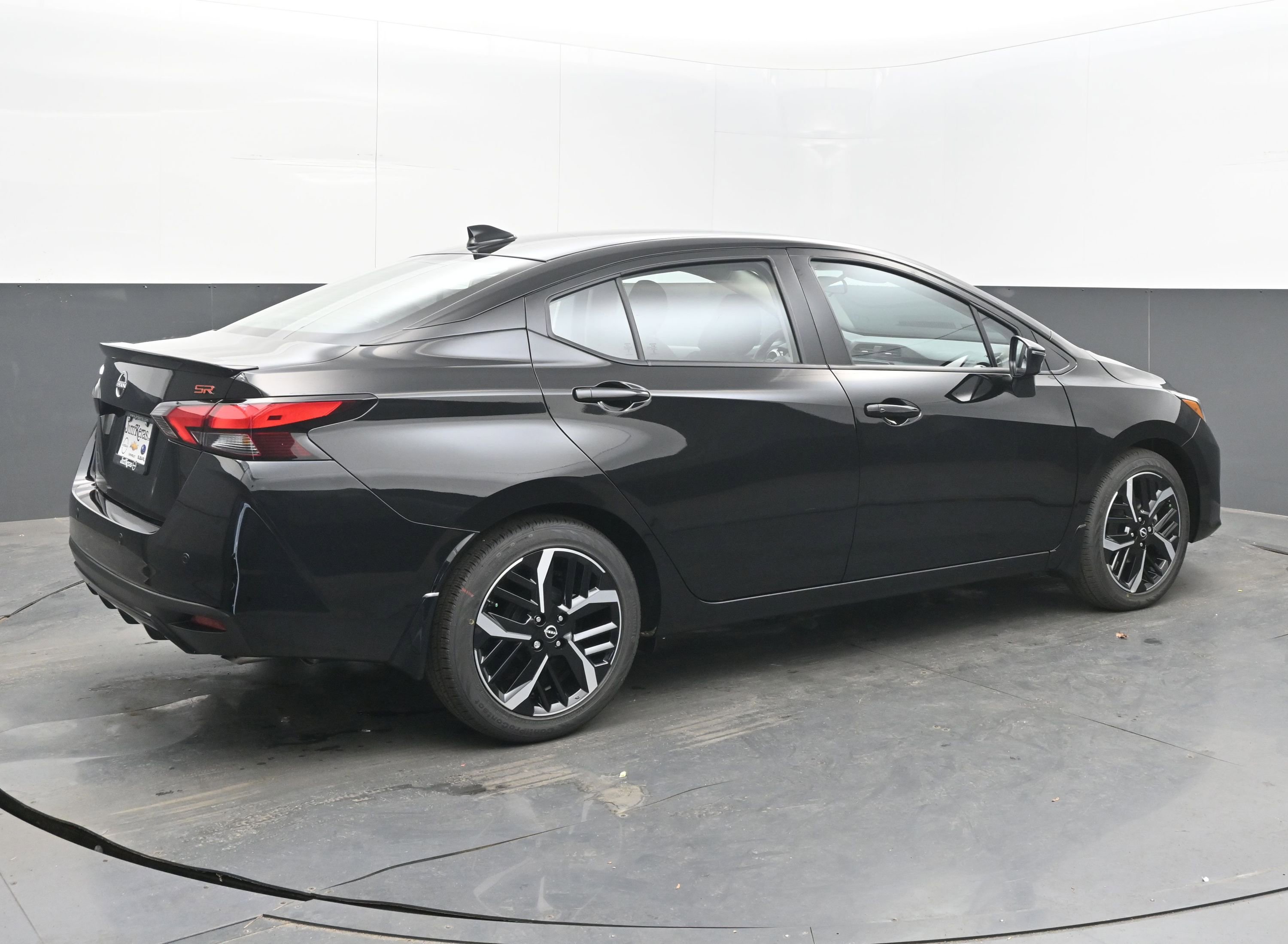 New 2025 Nissan Versa SR image 7