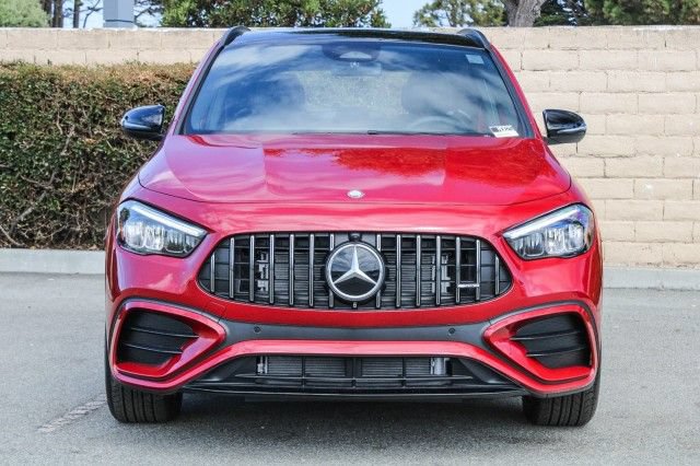 Used 2025 Mercedes-Benz GLA 35 AMG 4MATIC image 2