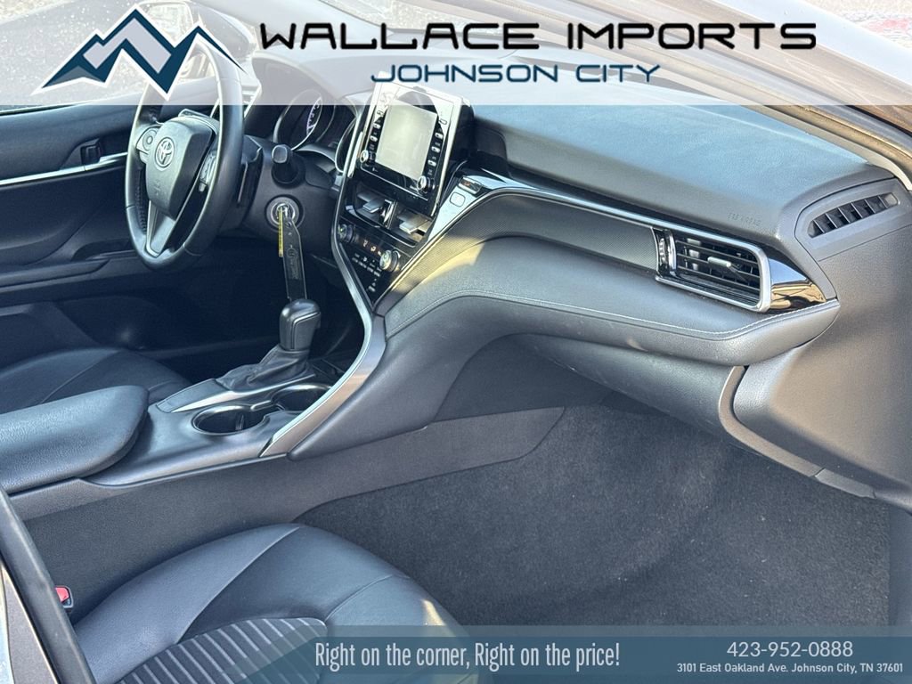 Used 2021 Toyota Camry SE FWD image 34