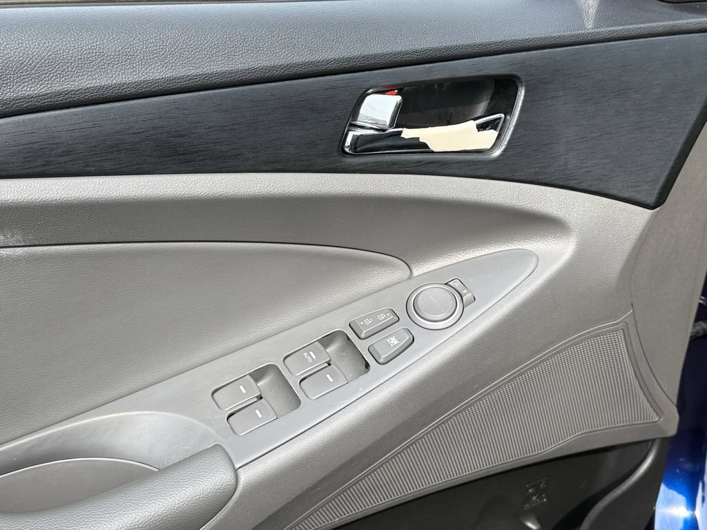 Used 2013 Hyundai Sonata GLS w/ Popular Equipment Pkg FWD image 17
