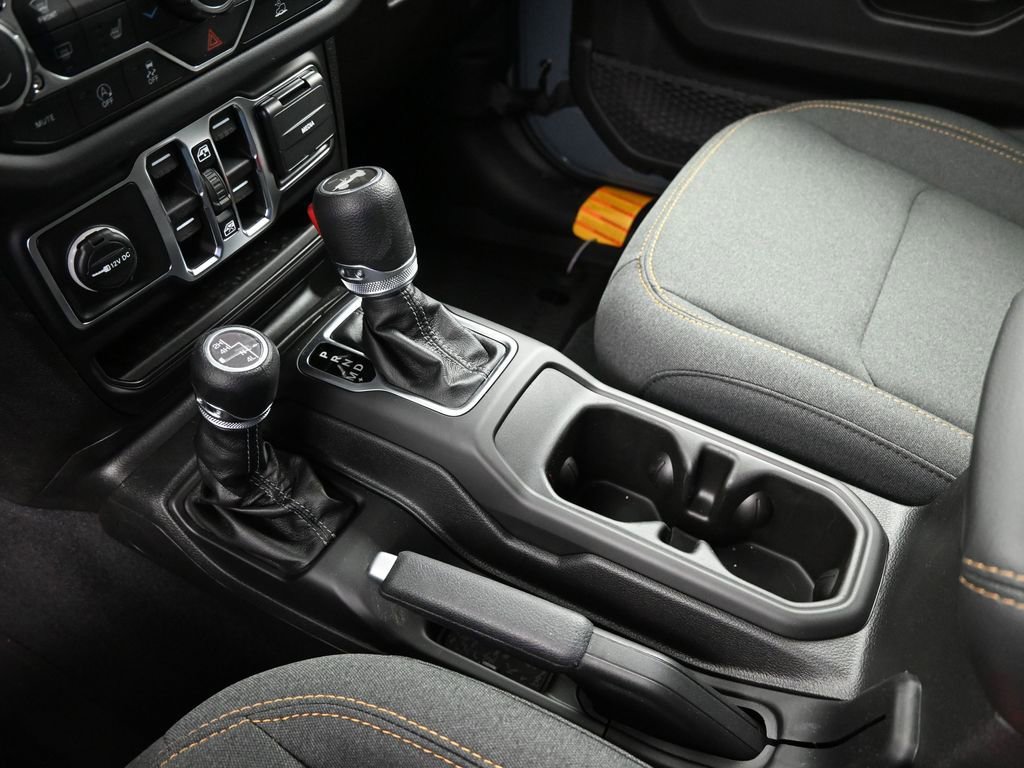 New 2026 Jeep Wrangler Sahara w/ Technology Group image 16