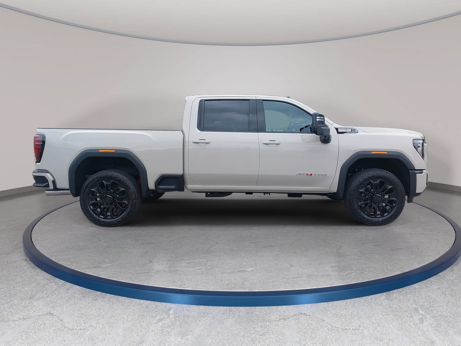 New 2026 GMC Sierra 2500 AT4 w/ AT4 Premium Plus Package AWD/4WD image 4
