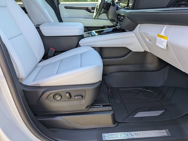 New 2026 Chevrolet Suburban Premier w/ Sun And Tow Package AWD/4WD image 41