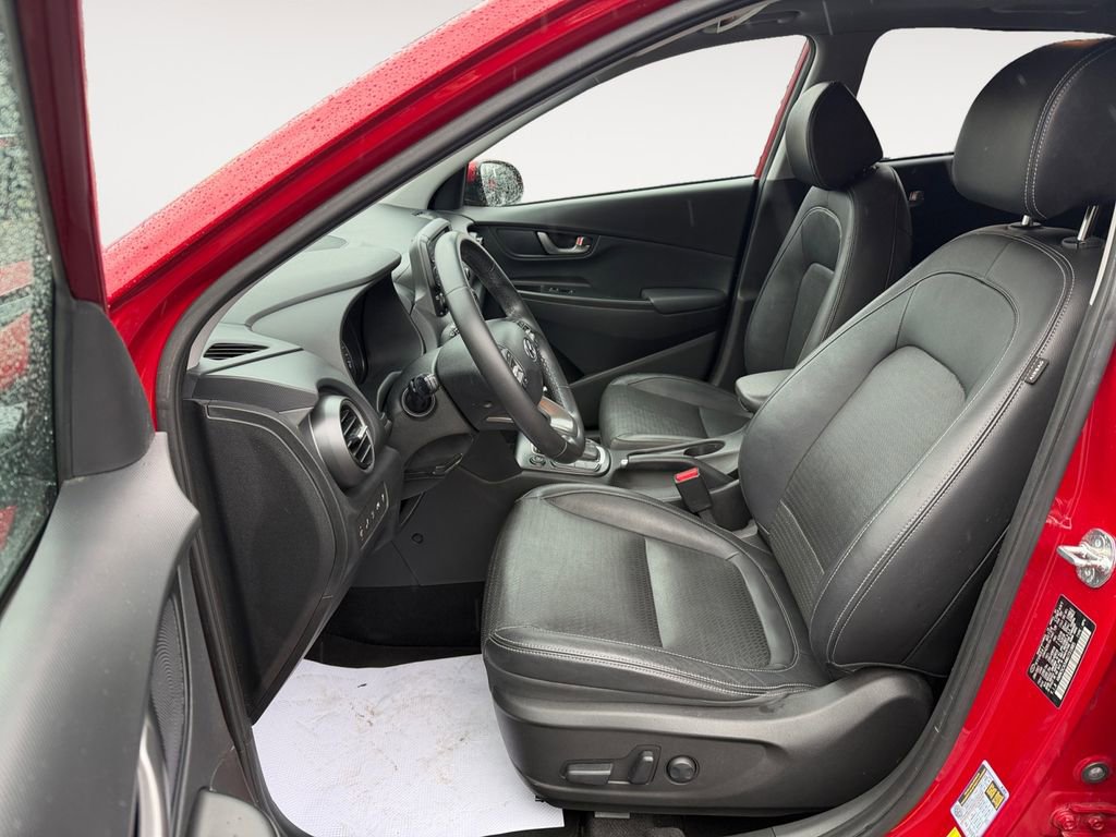 Used 2021 Hyundai Kona Ultimate w/ Cargo Package image 13