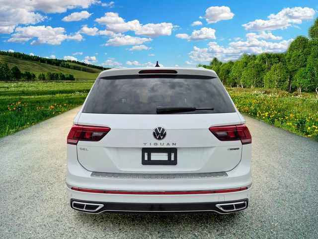 Used 2022 Volkswagen Tiguan SEL R-Line AWD/4WD image 5