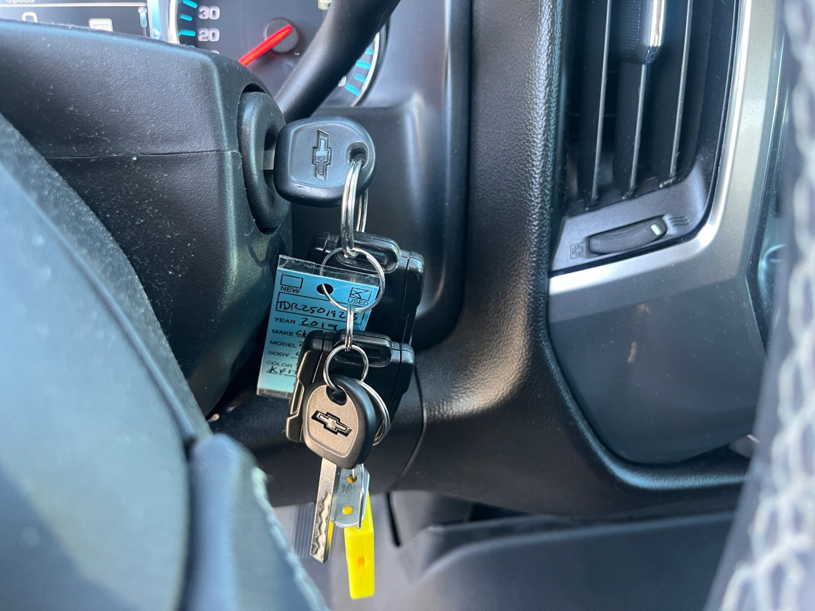 Used 2019 Chevrolet Silverado 2500 LT image 30