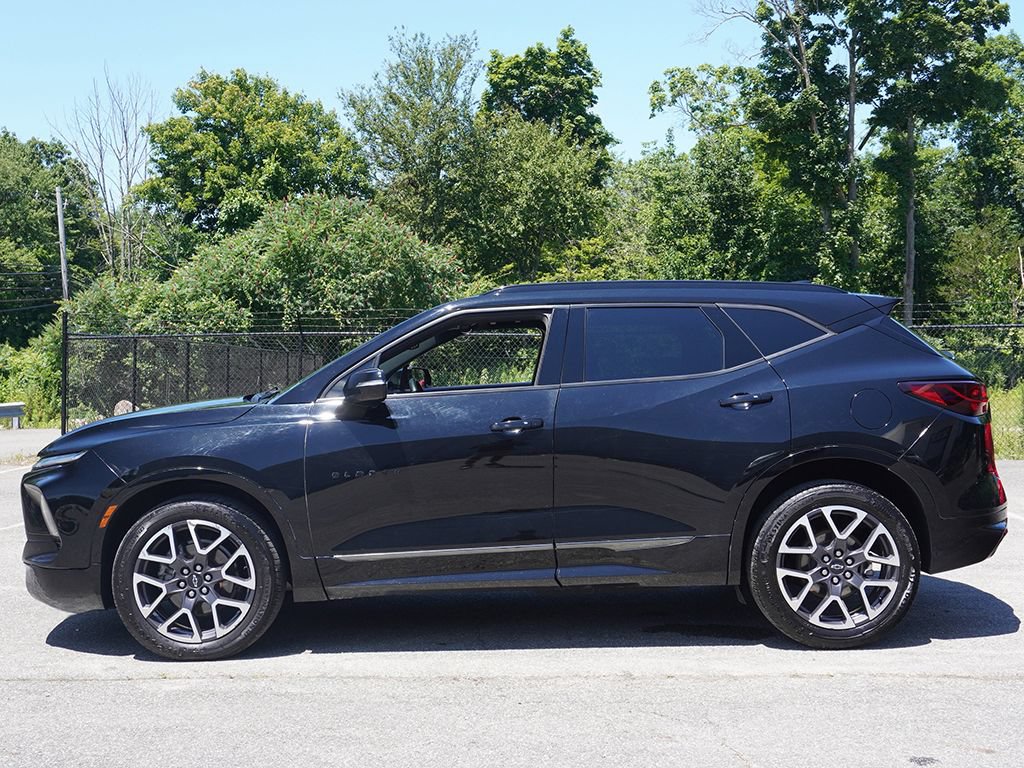 Used 2023 Chevrolet Blazer RS w/ Enhanced Convenience Package AWD/4WD image 13