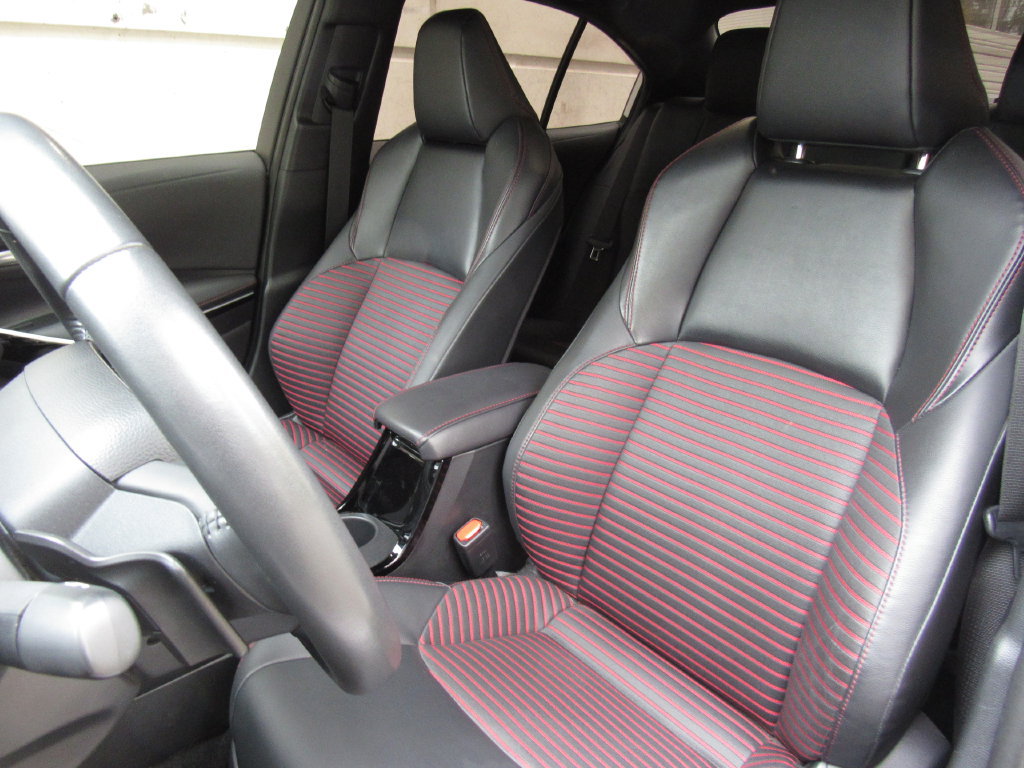 Used 2024 Toyota Corolla XSE FWD image 11