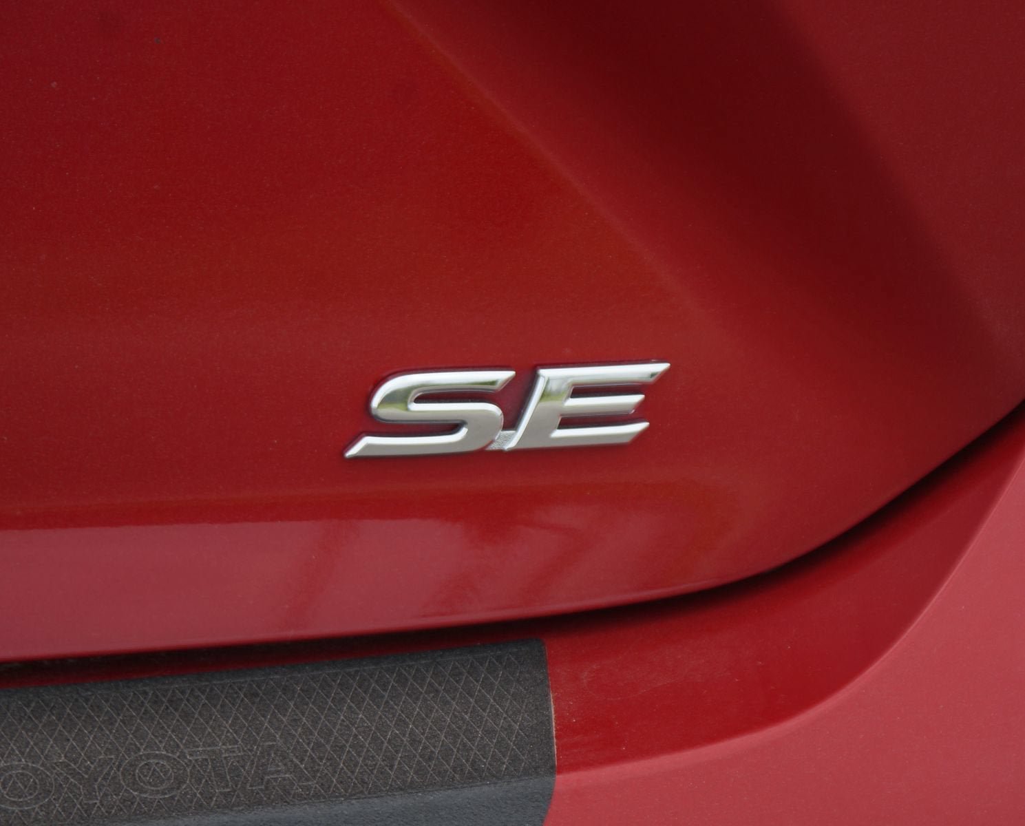 Used 2025 Toyota Camry SE FWD image 18
