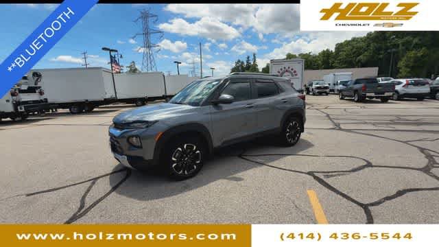 Used 2022 Chevrolet TrailBlazer LT w/ Convenience Package AWD/4WD image 4
