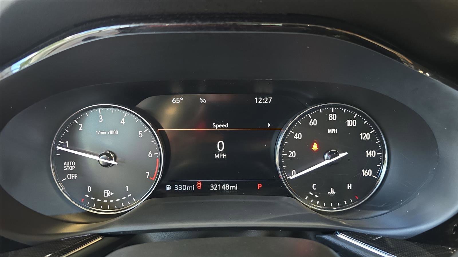 Used 2022 Buick Envision Essence w/ Safety Package image 10