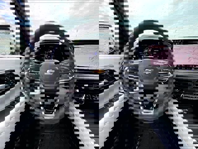 New 2026 Chevrolet Suburban Premier image 16