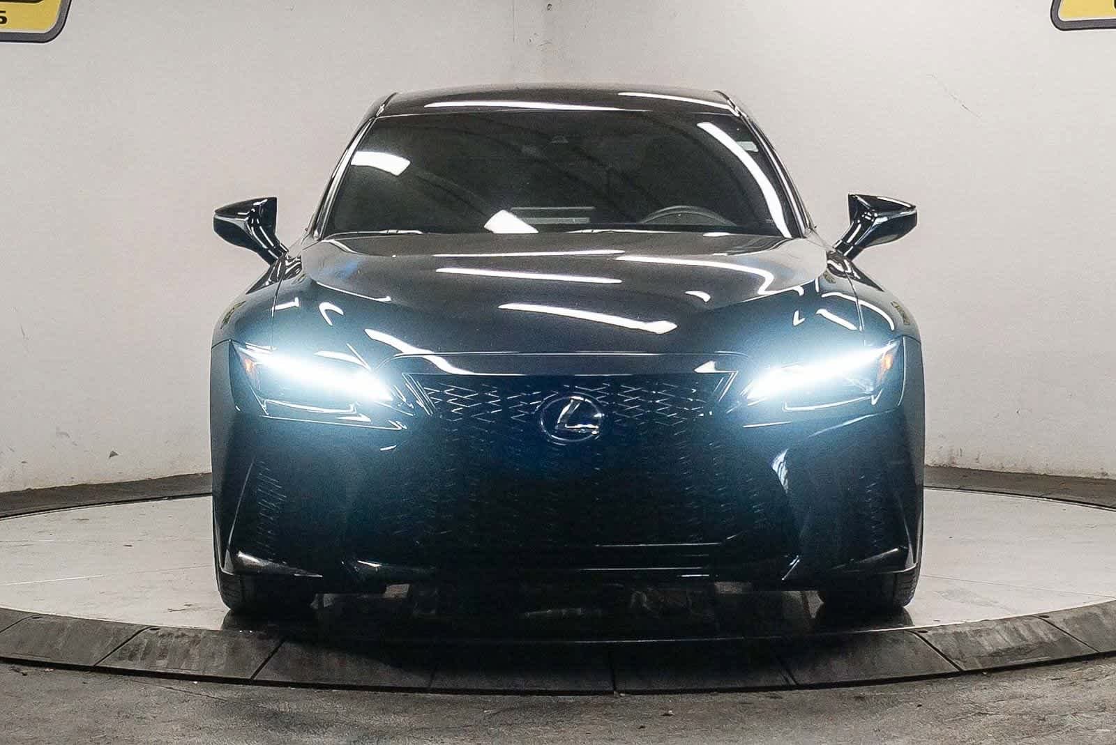 Certified 2025 Lexus IS 300 F Sport RWD image 6