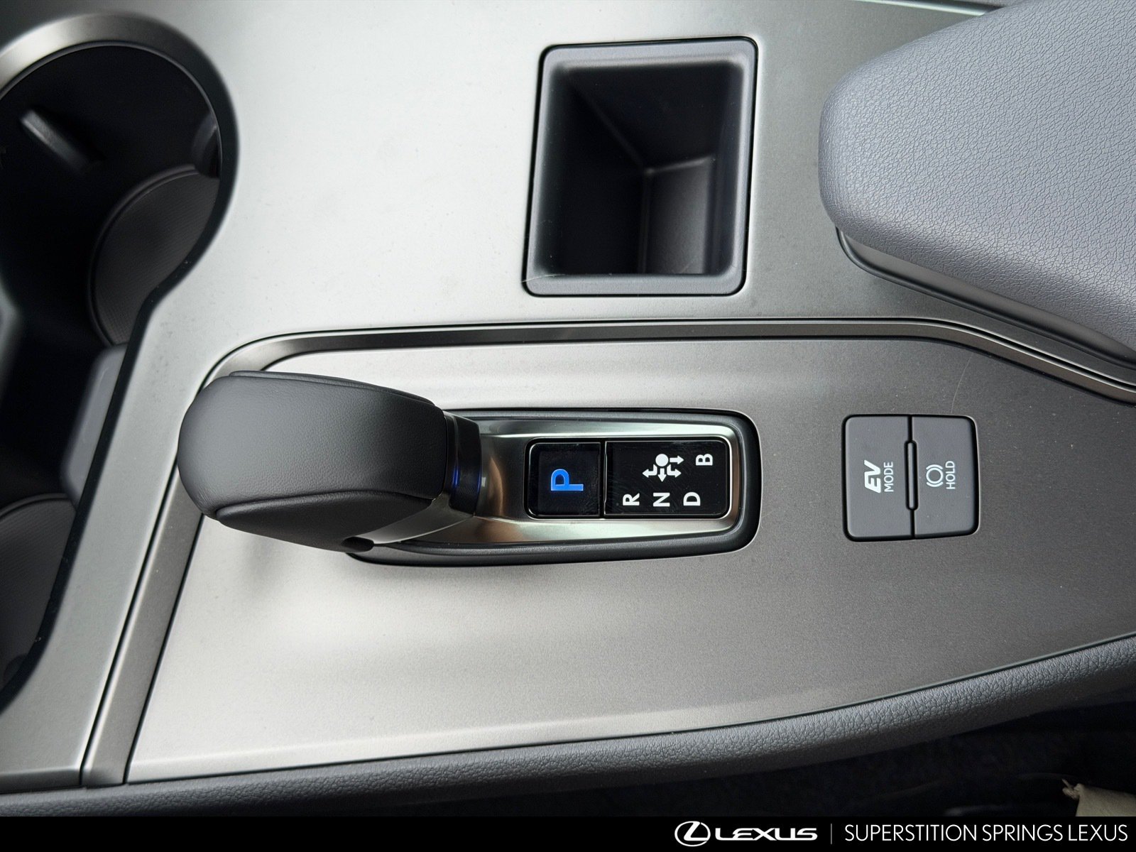 New 2026 Lexus UX 300h FWD image 30