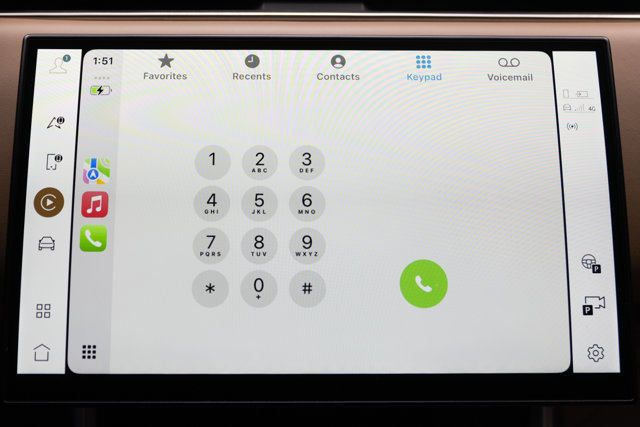 Used 2023 Land Rover Range Rover SE image 94