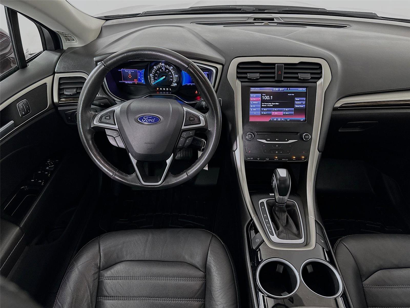 Used 2013 Ford Fusion SE FWD image 2