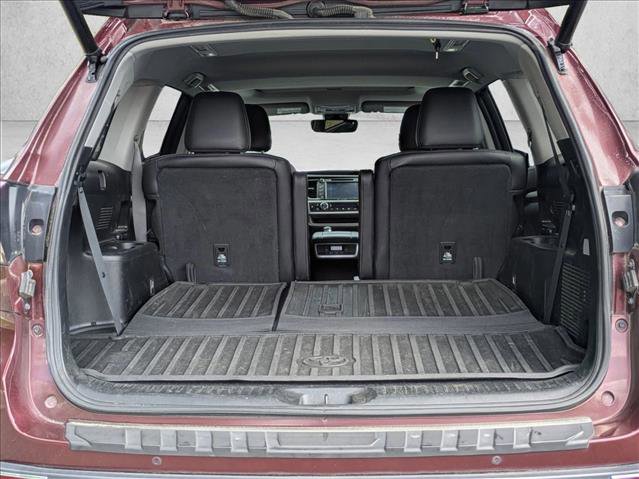 Used 2017 Toyota Highlander Limited image 6