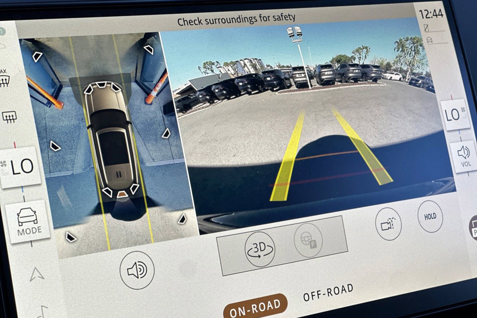 New 2026 Land Rover Range Rover Long Wheelbase SE image 19