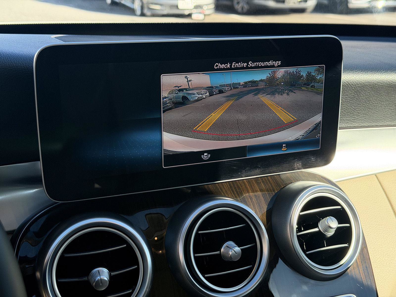 Used 2019 Mercedes-Benz C 300 4MATIC Sedan image 18