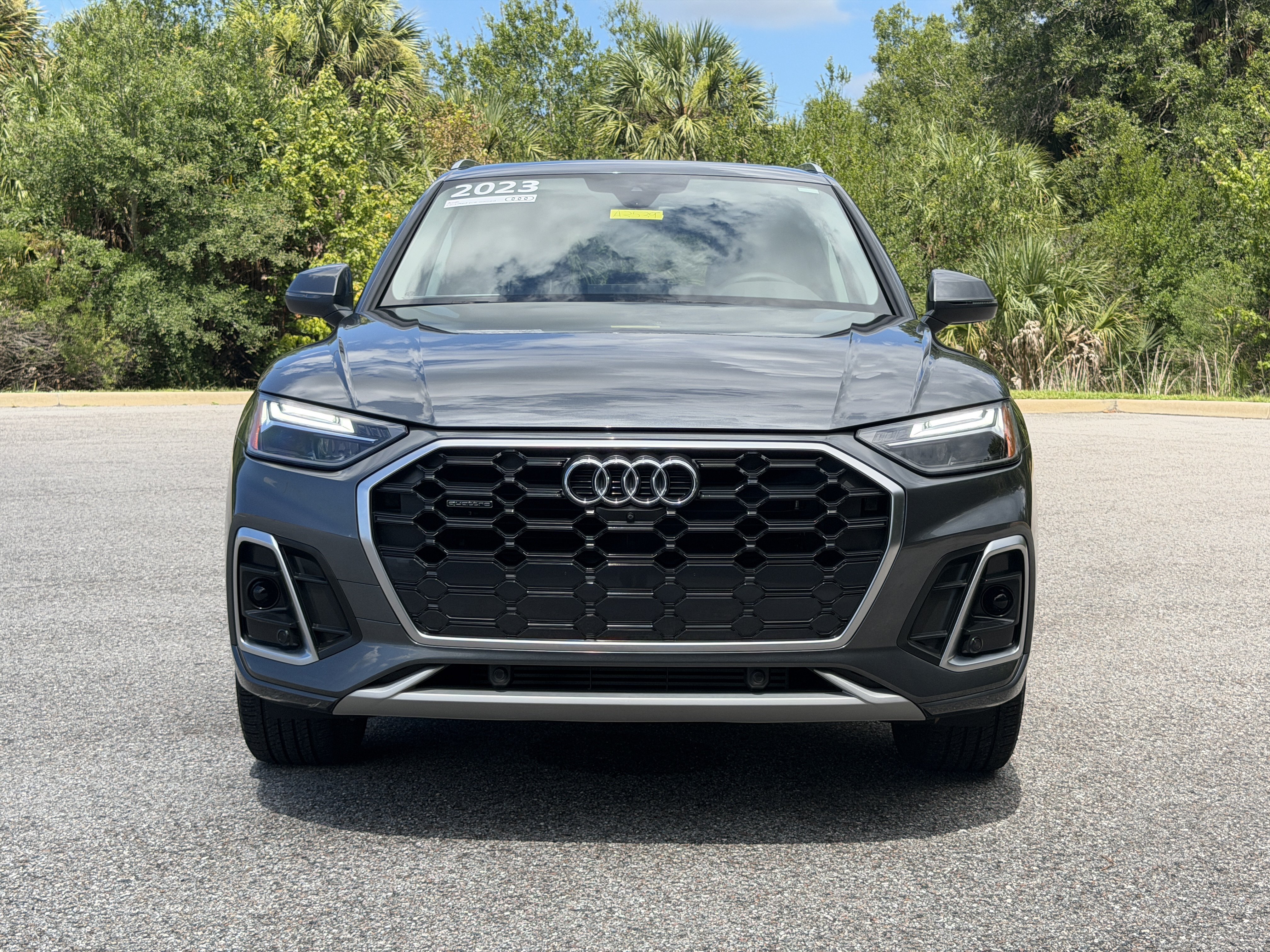 Certified 2023 Audi Q5 2.0T Premium Plus w/ Premium Plus Package AWD/4WD image 2