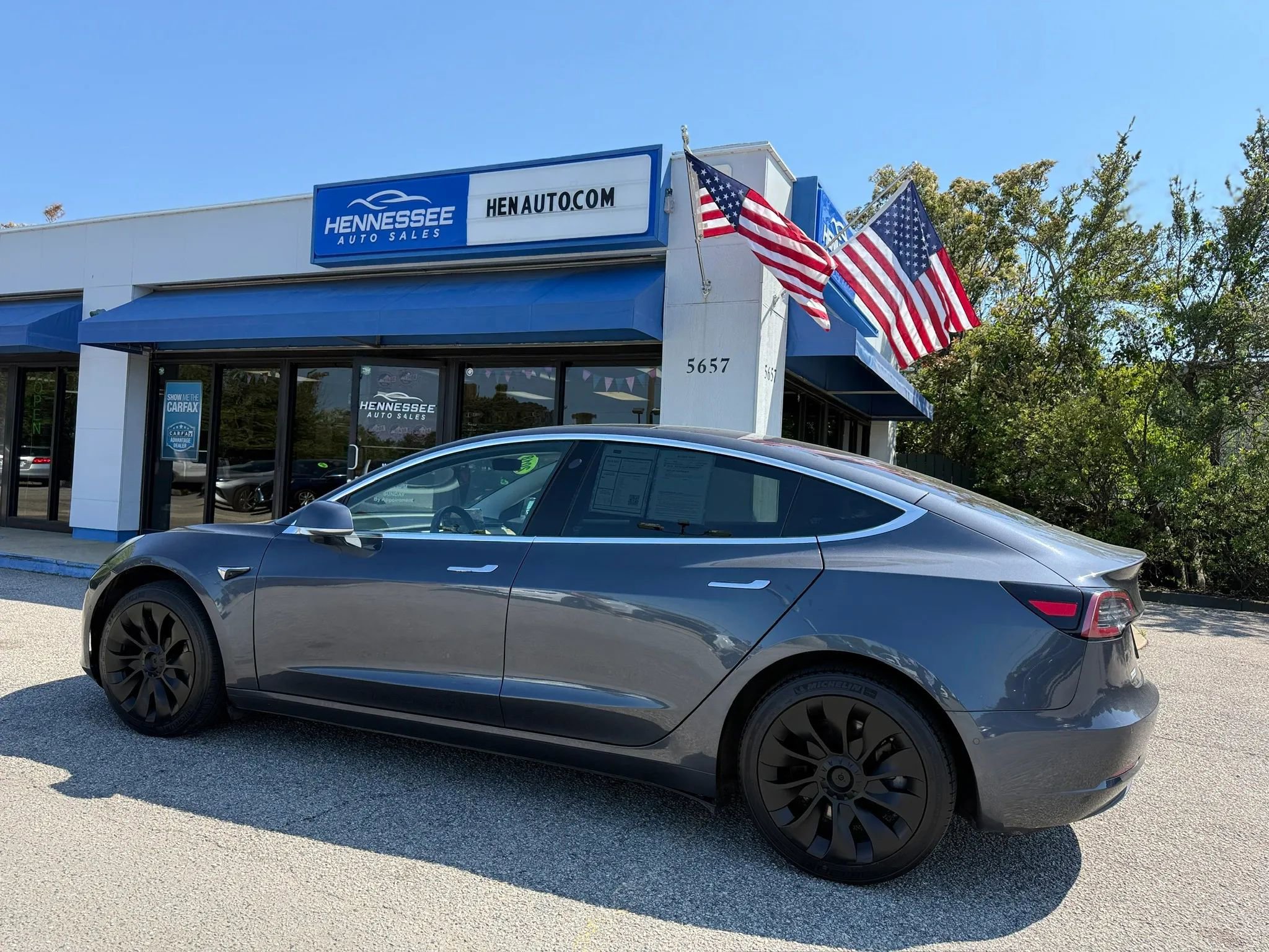 Used 2018 Tesla Model 3 Long Range image 28