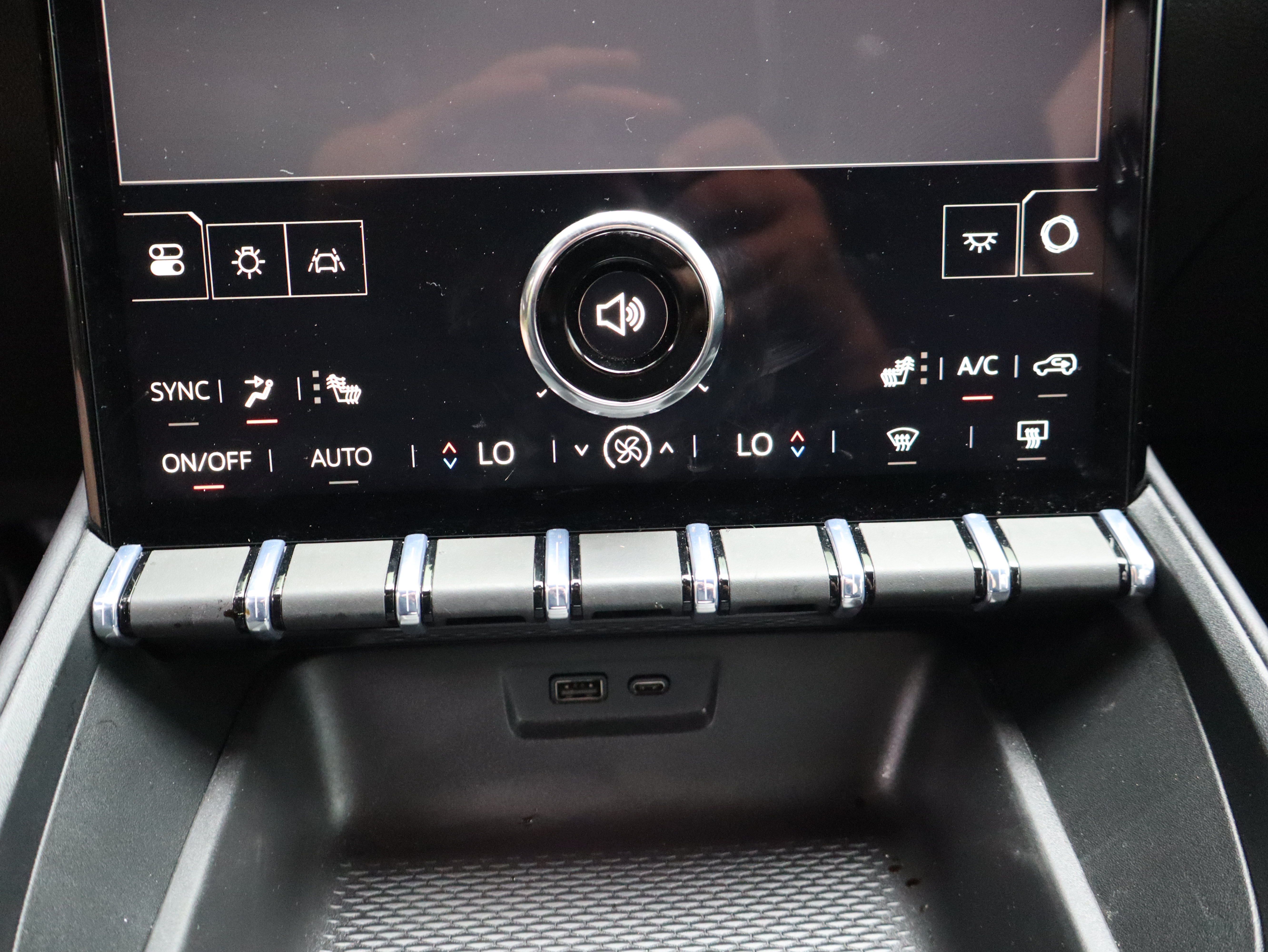 New 2026 GMC Terrain Elevation w/ Elevation Premium Package AWD/4WD image 36