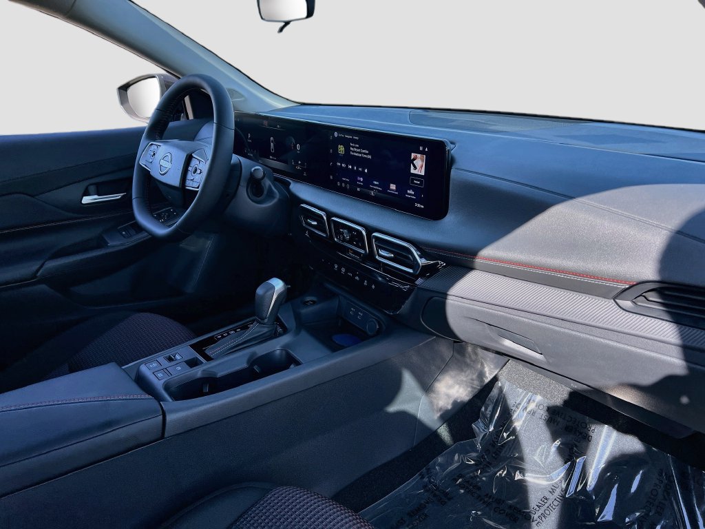 New 2027 Nissan Sentra SR w/ Floor Mat Package FWD image 26