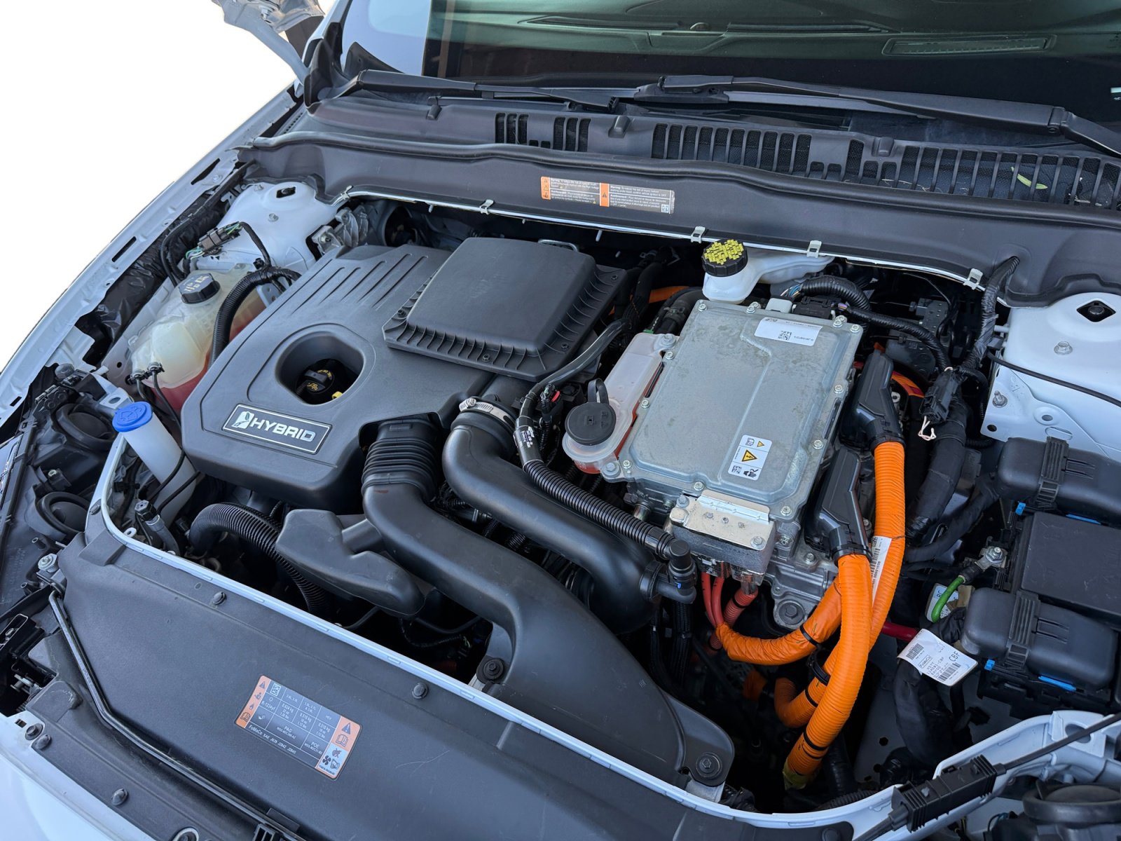 Used 2019 Ford Fusion SE FWD image 12
