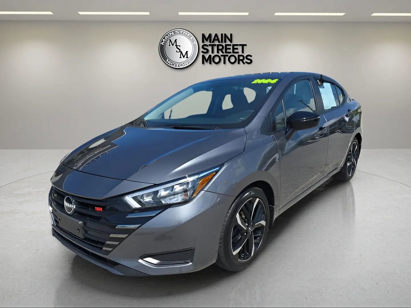 Used 2024 Nissan Versa SR w/ Trunk Package image 1