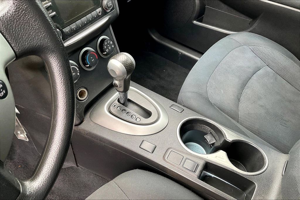 Used 2014 Nissan Rogue S w/ Convenience Package AWD/4WD image 19