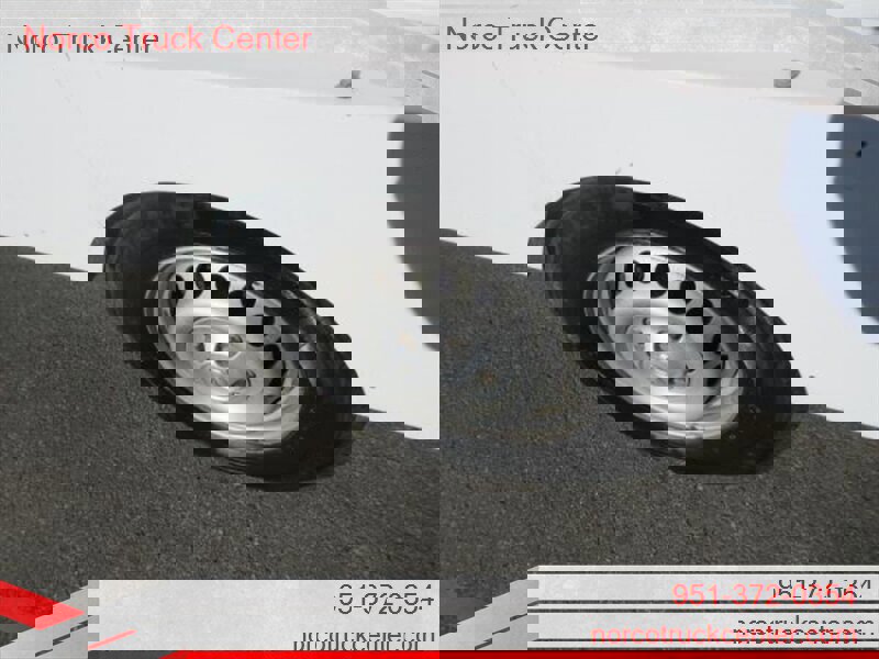 Used 2005 Dodge Sprinter 2500 image 24