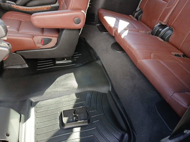 Used 2019 Chevrolet Suburban Premier w/ Premier Plus Edition image 6