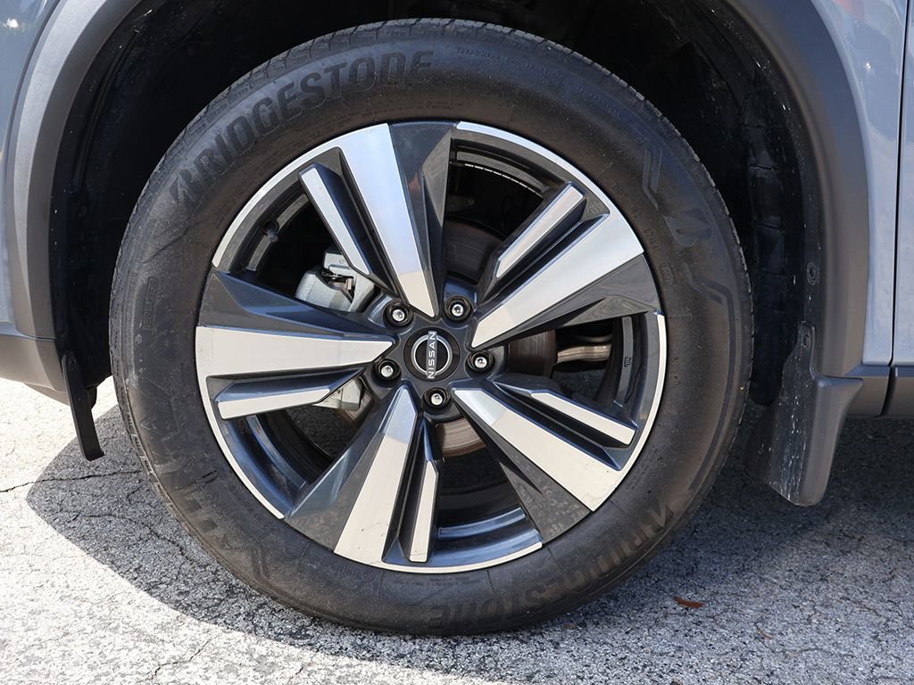 Used 2023 Nissan Rogue SL FWD image 23