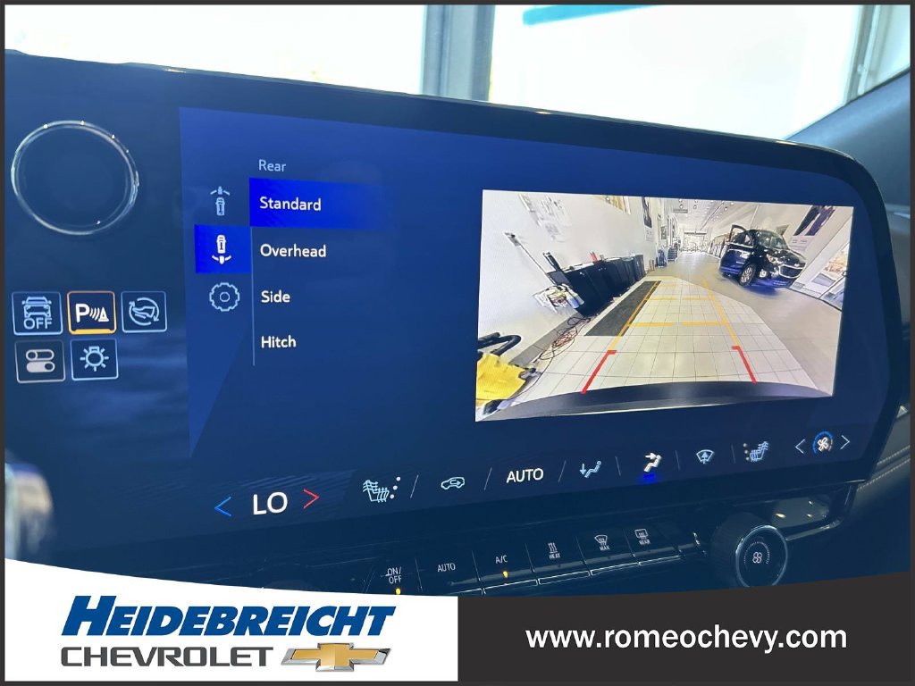 Used 2024 Chevrolet Blazer EV LT AWD/4WD image 23