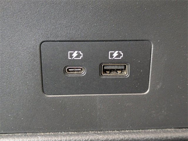 Used 2023 Nissan Rogue SV image 15